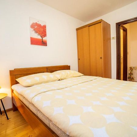 Apartment Nives Umag Eksteriør billede