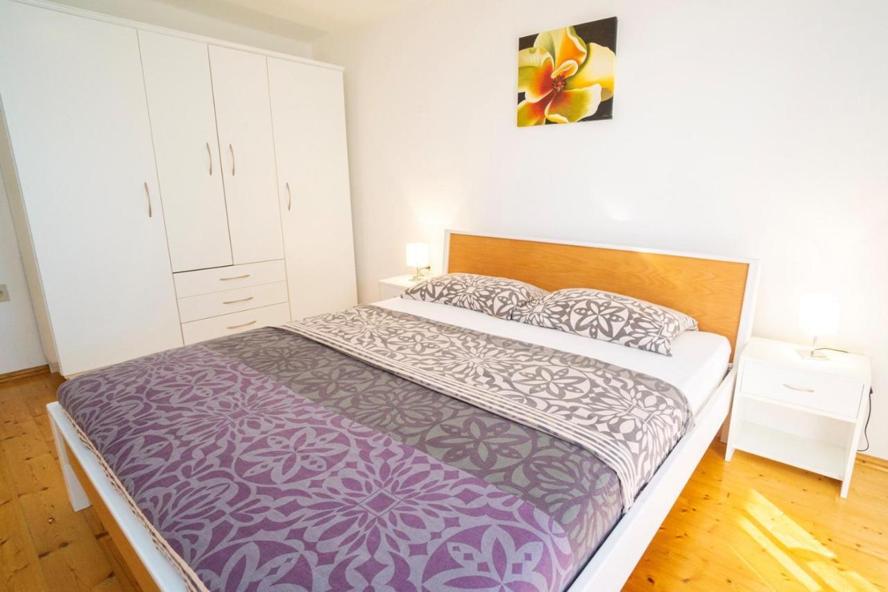 Apartment Nives Umag Eksteriør billede