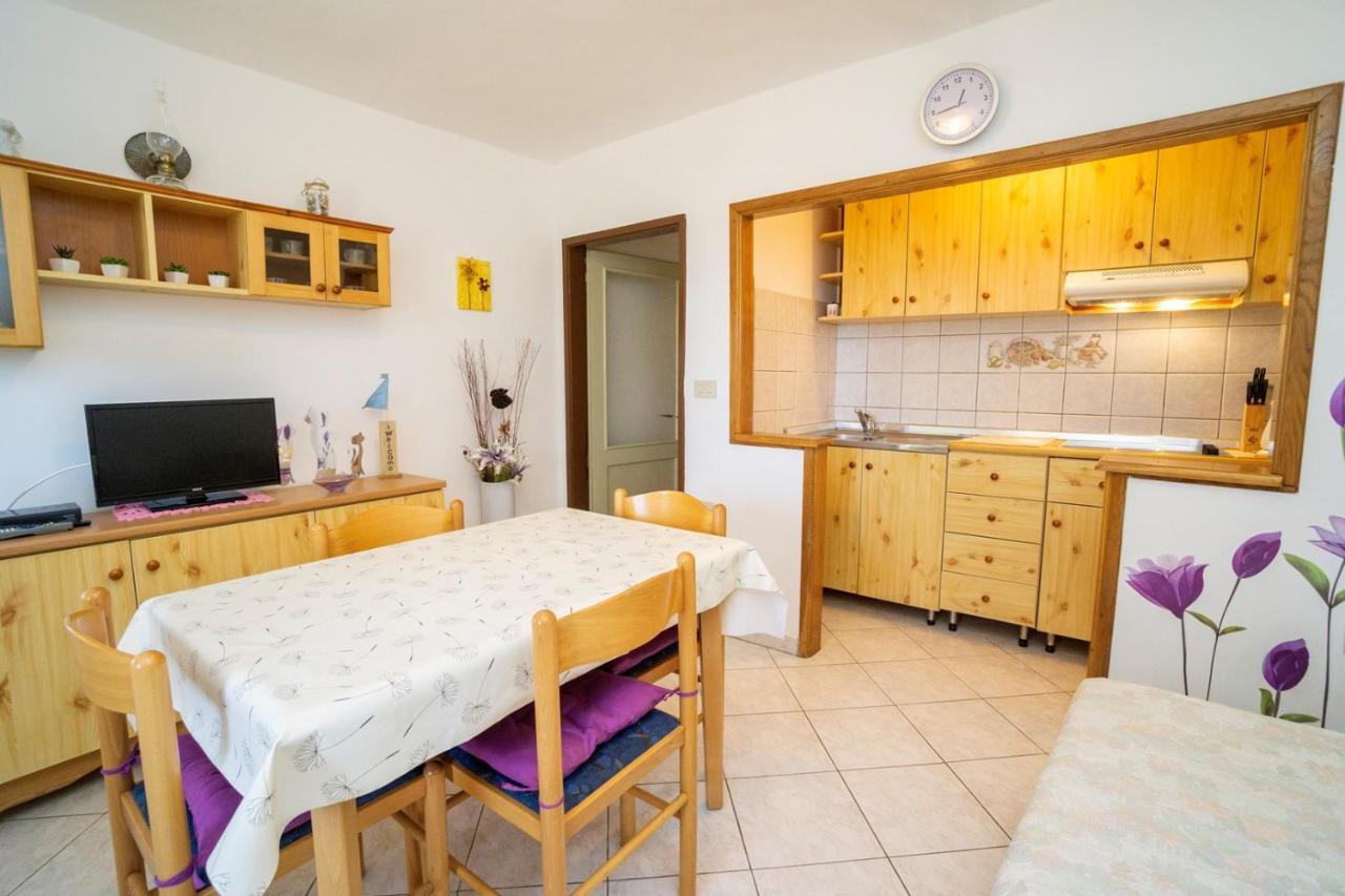 Apartment Nives Umag Eksteriør billede