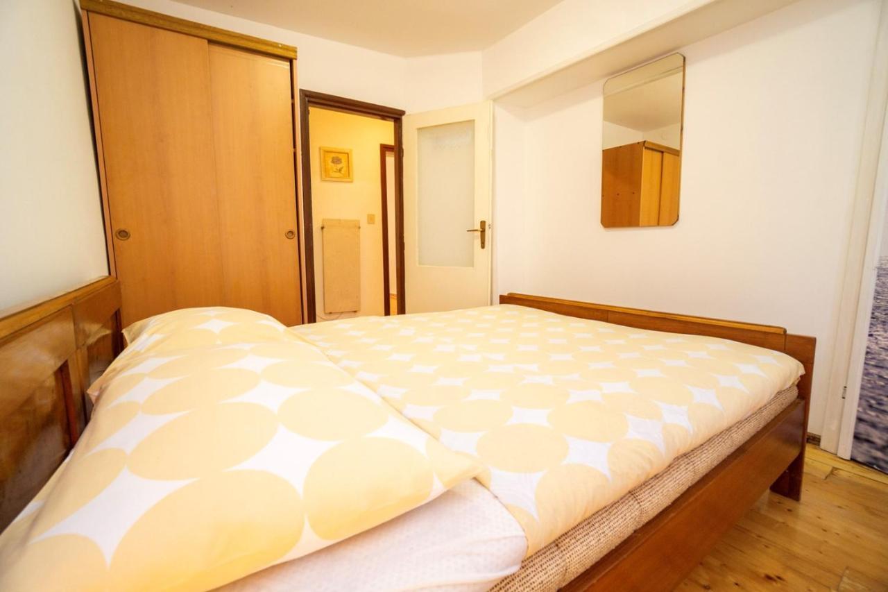 Apartment Nives Umag Eksteriør billede
